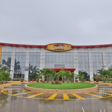 Capital O 47284 Atithi Resort Bharuch Exterior photo